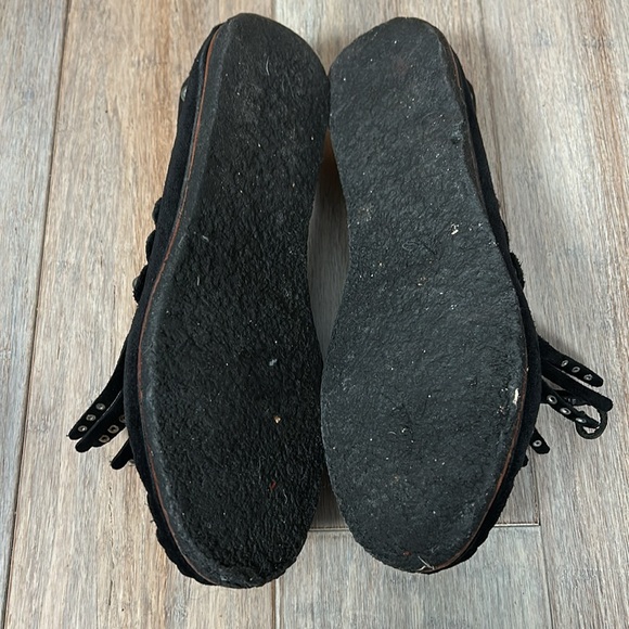Coach Roccasin Slip On Black Studded Fringe Suede size 8.5 B EUR 39 - Picture 14 of 16